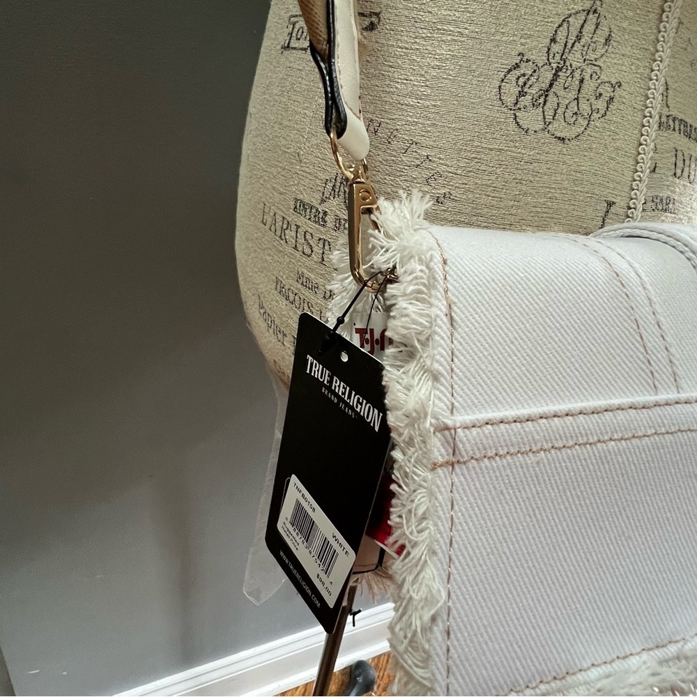NWT True Religion Frayed Denim Flap Crossbody Bag White with Gold Hardware - Picture 9 of 10